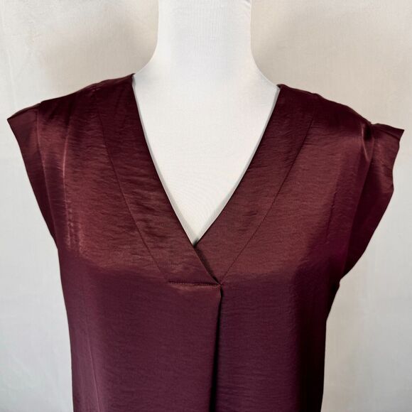 Loft Women Top Sz S Burgundy Silky Satin V-Neck Cap Sleeve - Picture 2 of 7